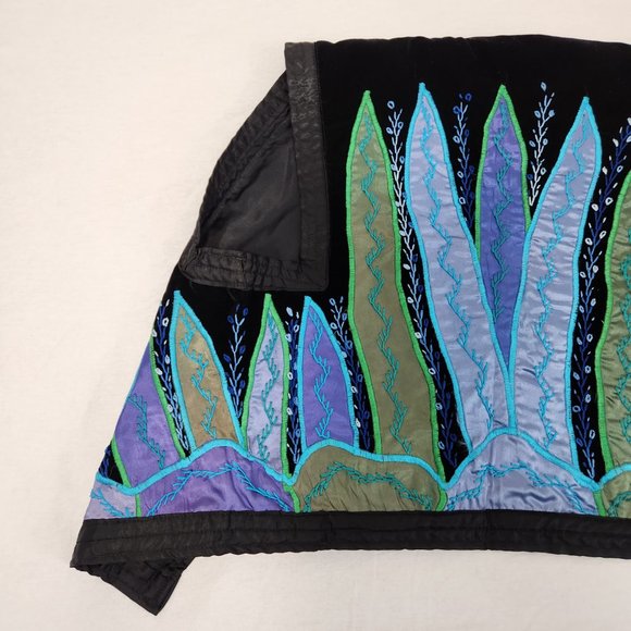 JUDITH ROBERTO La Coleccion Hecho en Mexico Black Embroidery Cropped Vest Size M - Picture 8 of 16